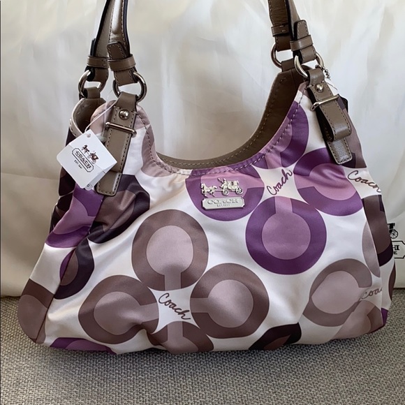 Coach Handbags - NWT Coach Madison Maggie Shoulder Purse
